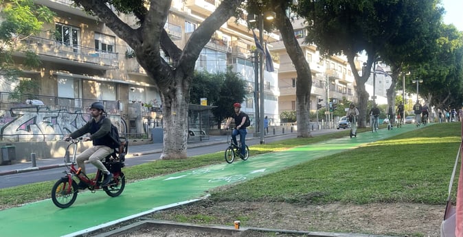 Tel Aviv Israel city planning green city bike path